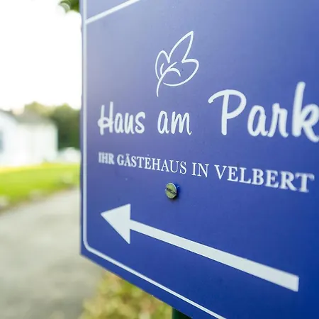 Haus Am Park - Ihr Gaestehaus In 3* Velbert