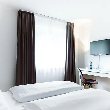 Haus Am Park - Ihr Gaestehaus In Casa de hóspedes 3*