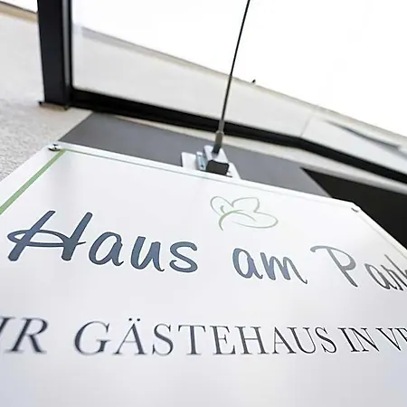 Haus Am Park - Ihr Gaestehaus In Penzion 3*